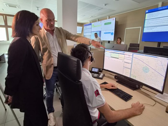 Manetti in visita al 112: "95% di richieste d'aiuto per presunte violenze arriva da donne"