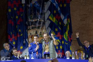 Cena della Vittoria, notte magica nella Contrada del Nicchio - Le foto