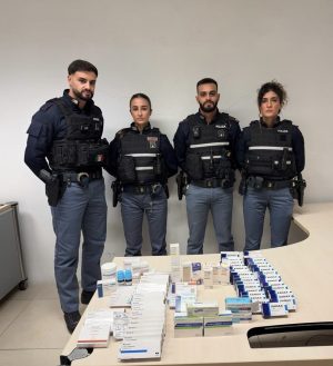 Polizia di Siena, 22enne arrestato con Fentanil e altri stupefacenti: sequestrate anche 81 confezioni di psicofarmaci