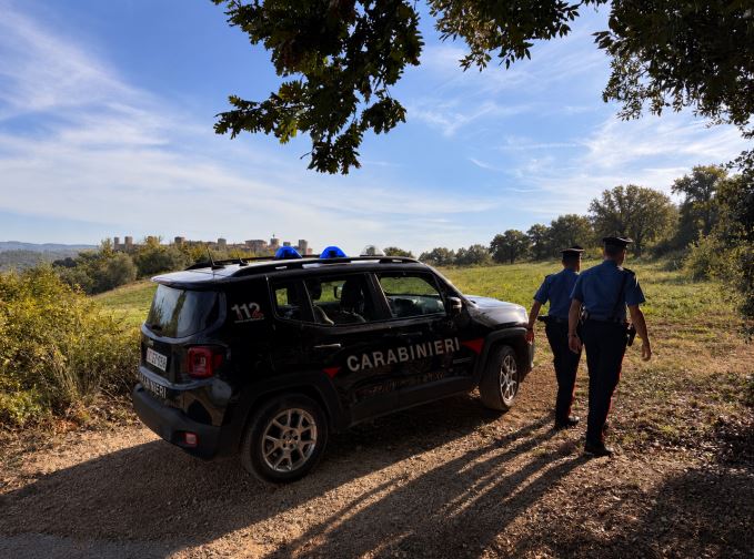 Monteriggioni, spaccio nei boschi di Bracciano: i Carabinieri arrestano un 22enne