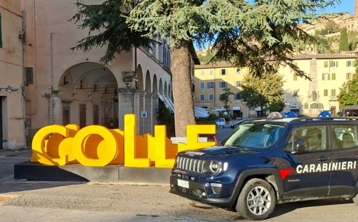 Colle di Val d'Elsa: truffata un'anziana, recuperati e restituiti tutti i gioielli rubati