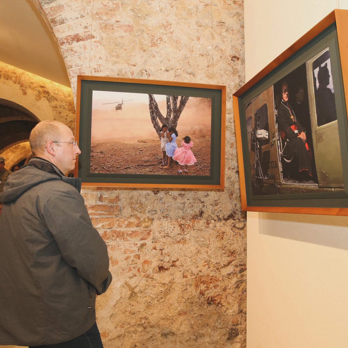 Siena Awards Photo Festival | Le mostre di Uğur Gallenkuş a Castelnuovo Berarde…