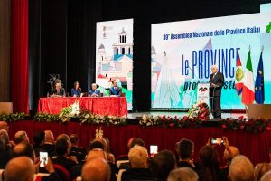 Siena, Carletti all'Assemblea delle Province: "Restituire dignit&agrave; ed equilibrio agli enti locali"