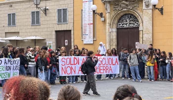 Protesta scuole a Siena, UGS: "Gli studenti chiedono di essere ascoltati. La politica dia risposte, non giudizi"