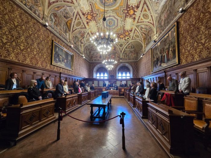 Siena, il Consiglio comunale osserva un minuto di raccoglimento in ricordo di Alessandro Trapassi