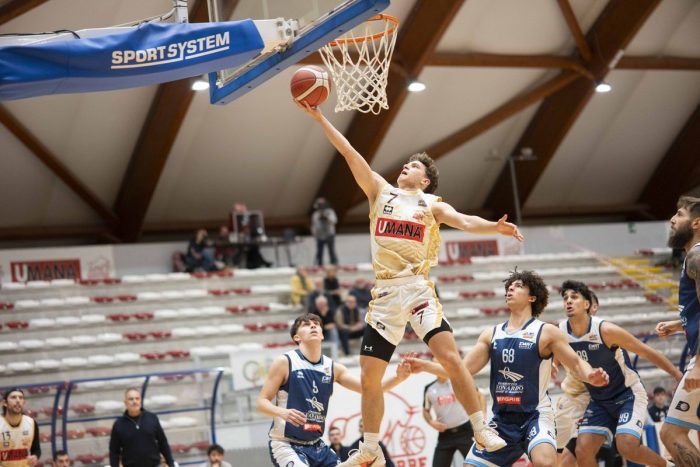 Basket, San Giobbe in trasferta a Fabriano per la sesta di campionato