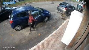 Polizia di Stato, furti con la tecnica della monetina: tre arresti tra Siena e Colle di Val d'Elsa