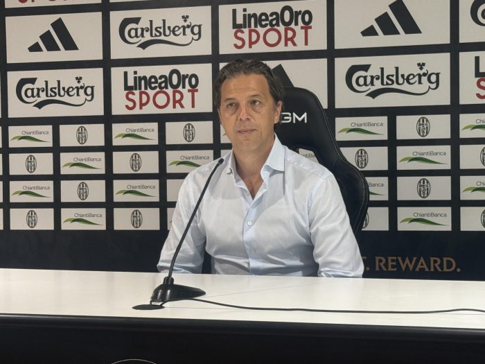 Calcio, il Ds Guerri: "Il Siena di oggi non lo cambierei con nessun&rsquo;altra squadra"